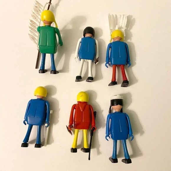 Vintage Play Big West Germany Lot of 18 Figures Plus Accessories - Picture 3 of 13